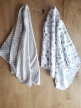 Load image into Gallery viewer, Small Polka Dot Organic Cotton Swaddling Blanket (4372726415496)