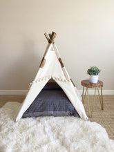Load image into Gallery viewer, THE AU NATURALE PET TEEPEE (45263454209)